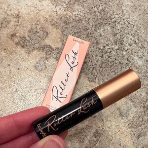 NWT Benefit Roller Lash Mascara, Mini - Black